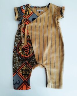 combinaison bi matière en wax et lin rayé avec des manches courtes pour bébé, couleur beige, orange et marron