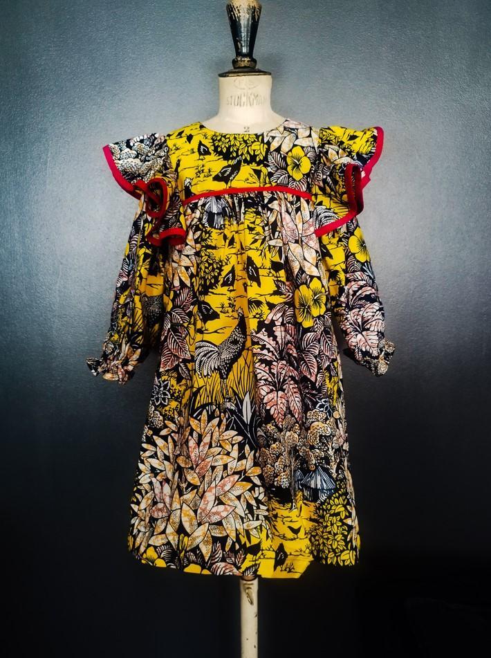 Robe en Wax avec des manches longues imprimé jaune et rose