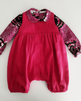 Ensemble en velours rose composé d'une chemise en tissu wax et une barboteuse sans manches en velours