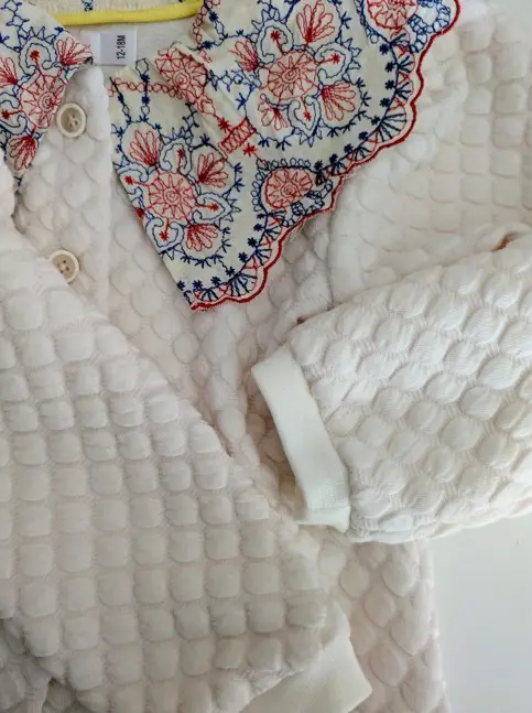 Gilet à col brodé – Image 4