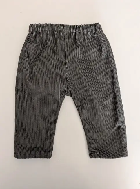 pantalon pour bébé en velours gris