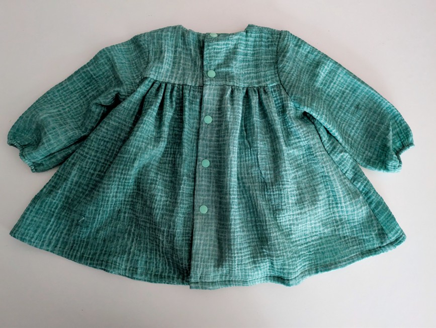 robe en gaze de coton évasée de couleur vert d'eau
